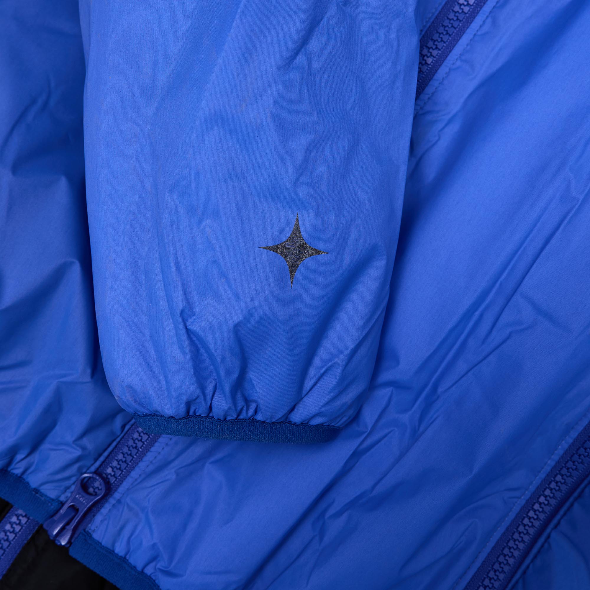 Mountain Research 4 Zips Blue Parka