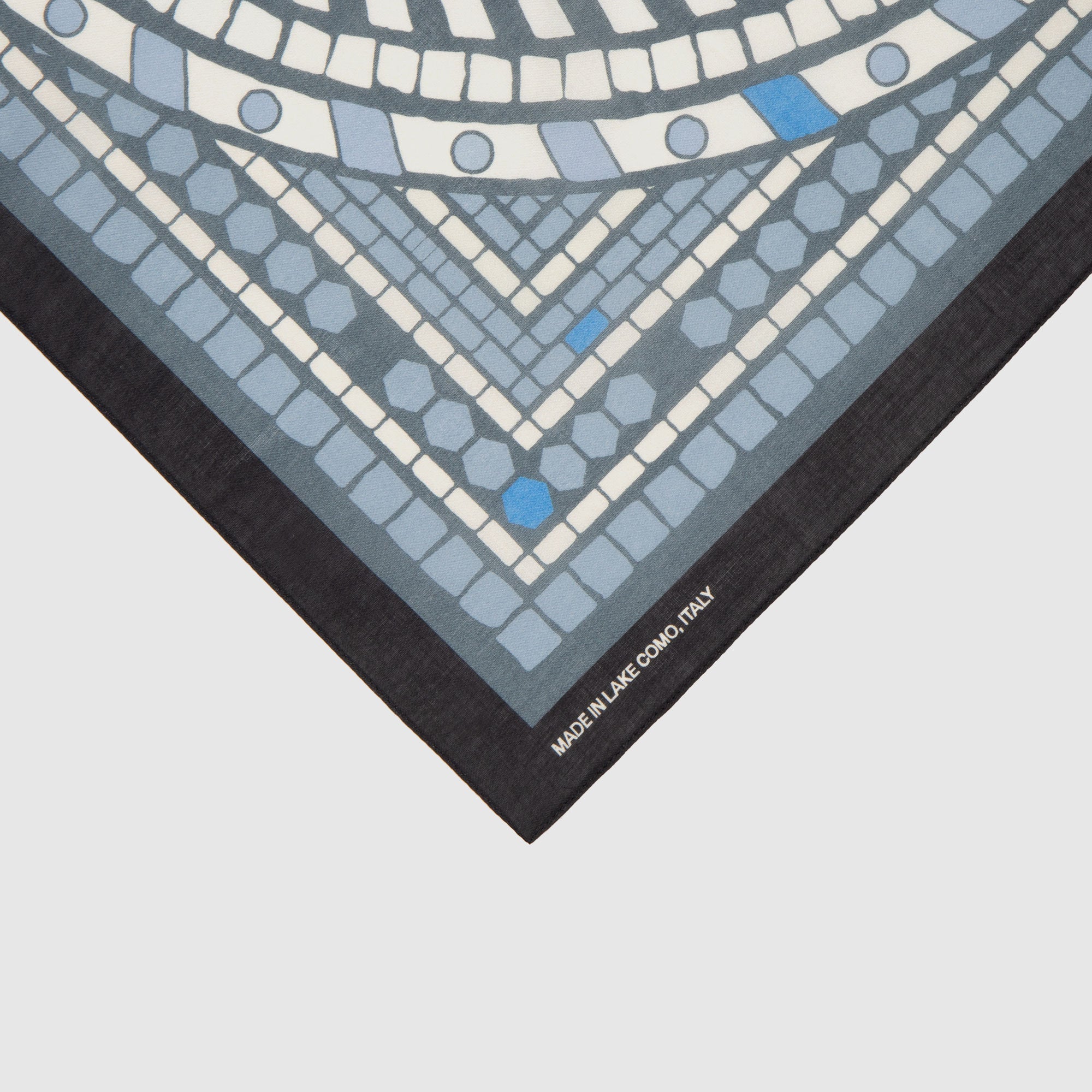 W-Bandana Mosaic